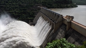 Hochdruck Wasserentladungen von Staudämmen1